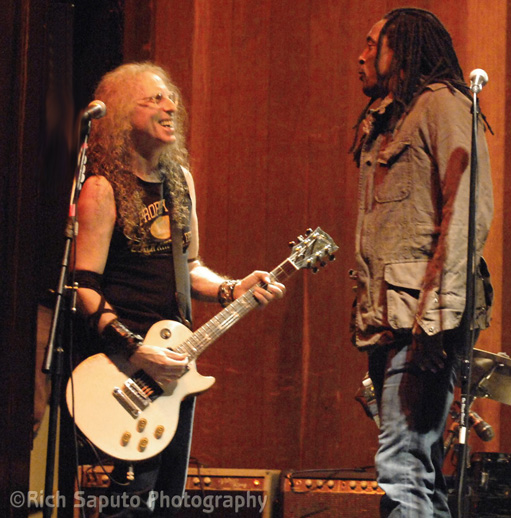 Waddy Wachtel, Bernard Fowler