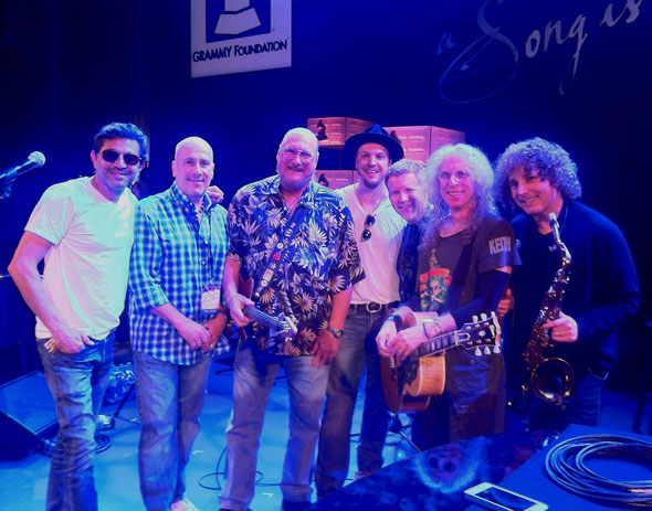 Ramon Yslas, Hutch Hutchinson, Steve Cropper, Gavin DeGraw, Matt Rollings, Waddy Wachtel, Boney James