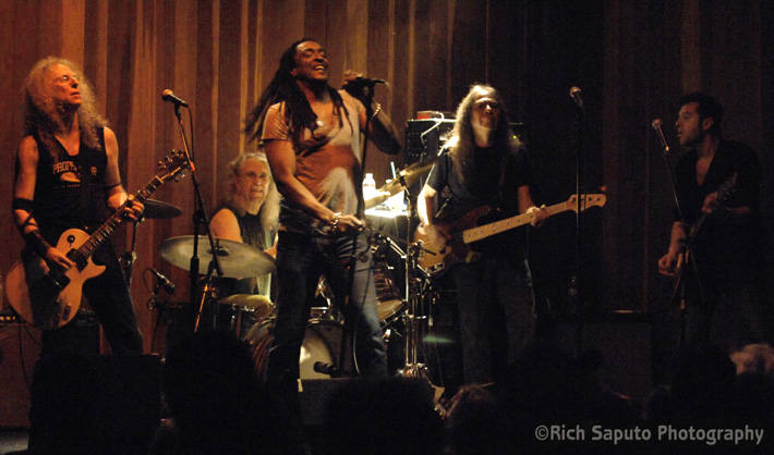 Waddy Wachtel, Phil Jones, Bernard Fowler, Rick Rosas, Robert Davis 10/29/11