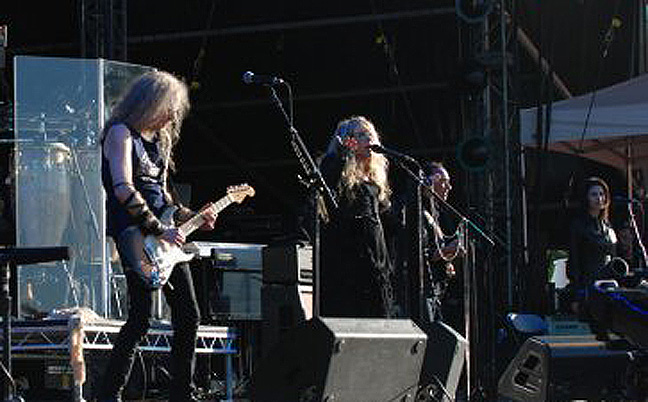 Waddy Wachtel, Stevie Nicks, Carlos Rios, Sharon Celani