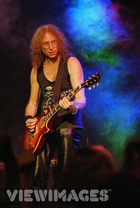 Waddy Wachtel with the Waddy Wachtel Band at the Whisky-a-go-go 2003