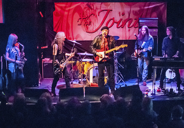 Mindi Abair, Waddy Wachtel, Keith Allison, Rick Rosas, Brett Tuggle