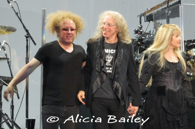 Jimmy Paxson, Waddy Wachtel, Stevie Nicks Heart & Soul Tour Chicago 4/9/11 (Photo by Alicia Bailey)