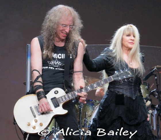 Waddy Wachtel, Stevie Nicks Heart & Soul Tour Chicago 4/9/11 (Photo by Alicia Bailey)