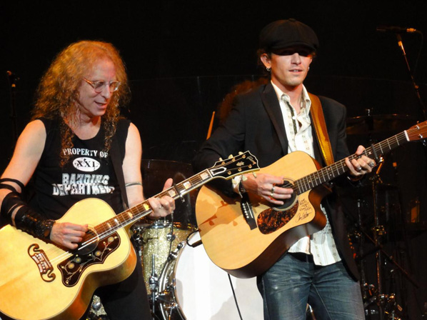 Waddy Wachtel, Michael Grimm 9/1/11 (photo by Kara Gordon)