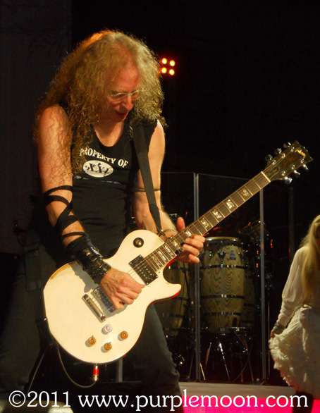 Waddy Wachtel (photo by Michelle Cohn)