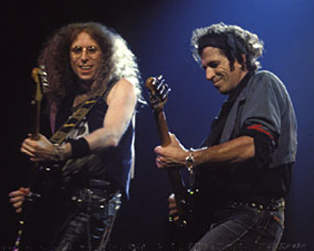 Waddy Wachtel, Keith Richards - London 1992 (Photo by: Claude Gassian)