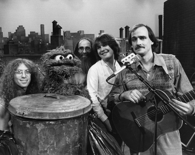 Waddy Wachtel, Oscar, Lee Sklar, Dan Dugmore, James Taylor  on Sesame Street 1982