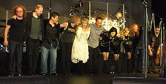 Jimmy Paxson, Scott Plunkett, Al Ortiz, Waddy Wachtel, Stevie Nicks, Carlos Rios, Sharon Celani, Jana Anderson, Lori Nicks, Ricky Peterson - Biloxi 6/5/08