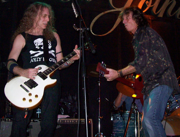 Waddy Wachtel, Brett Tuggle 11/12/07