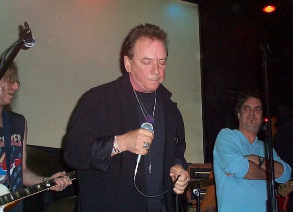 Waddy Wachtel, Eric Burdon, Terry Reid  1/29/01 (photo by Harry Bellord)