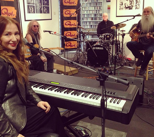 Judith Owen, Waddy Wachtel, Russ Kunkel, Leland Sklar - BBC Radio2 show in London