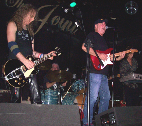 Waddy Wachtel, Phil Jones, Keith Allison, Brett Tuggle 10/29/07