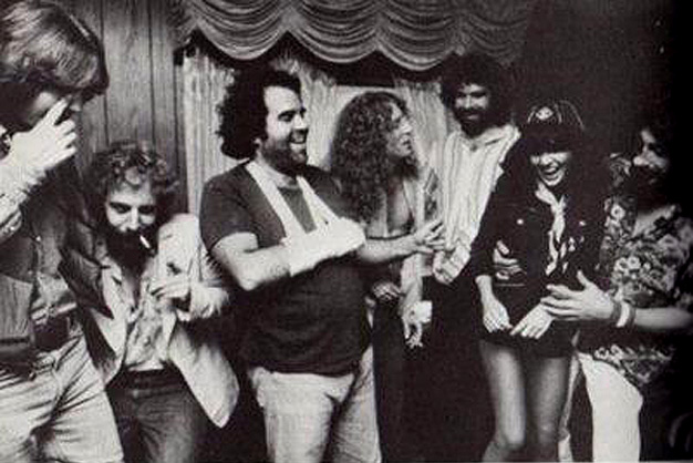 Dan Dugmore, Andrew Gold, Don Grolnick, Waddy Wachtel, Kenny Edwards, Linda Ronstadt, Rick Marotta Simple Dreams Tour1977