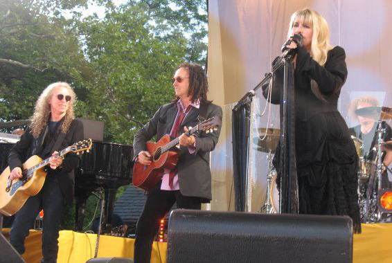 Waddy Wachtel, Mike Campbell, Stevie Nicks Good Morning America 8/26/11 (Photo by Amy Weisel)