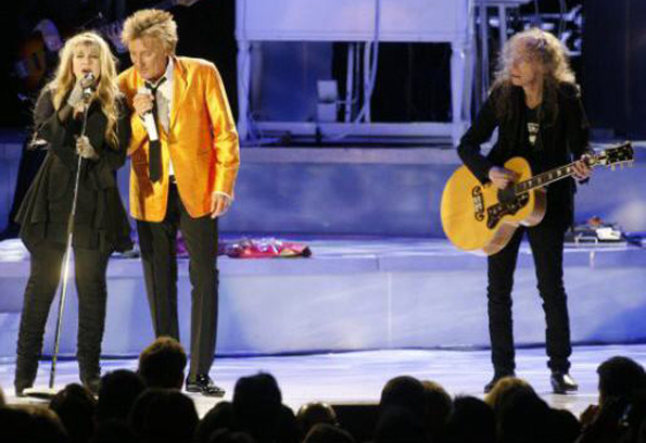 Stevie Nicks, Rod Stewart, Waddy Wachtel Heart & Soul Tour Hollywood Bowl 4/16/11 (Photo by Armando Brown)