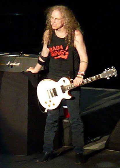 Waddy Wachtel 8/4/10 Santa Barbara - photo by L. Paul Mann