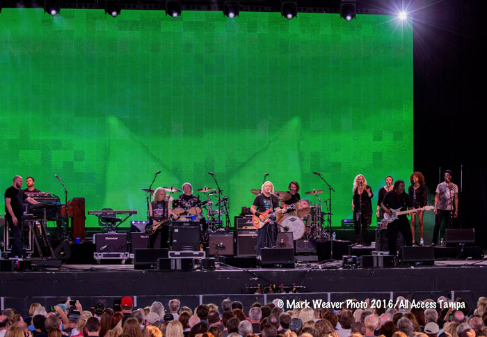 5/28/16 Tampa 2016 One Hell of a Night Tour (Photo by Mark Weaver)