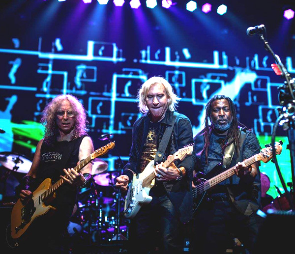 Waddy Wachtel, Joe Walsh, Larry Young